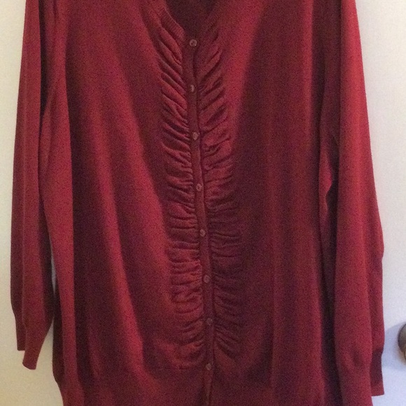 CJ Banks gorgeous deep red sweater - Picture 5 of 5